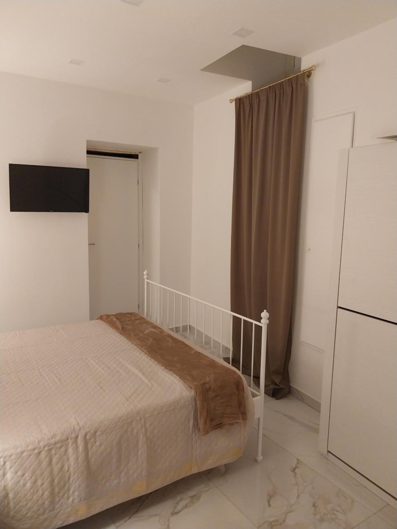 Spagnoli House Affittacamere Napoli
